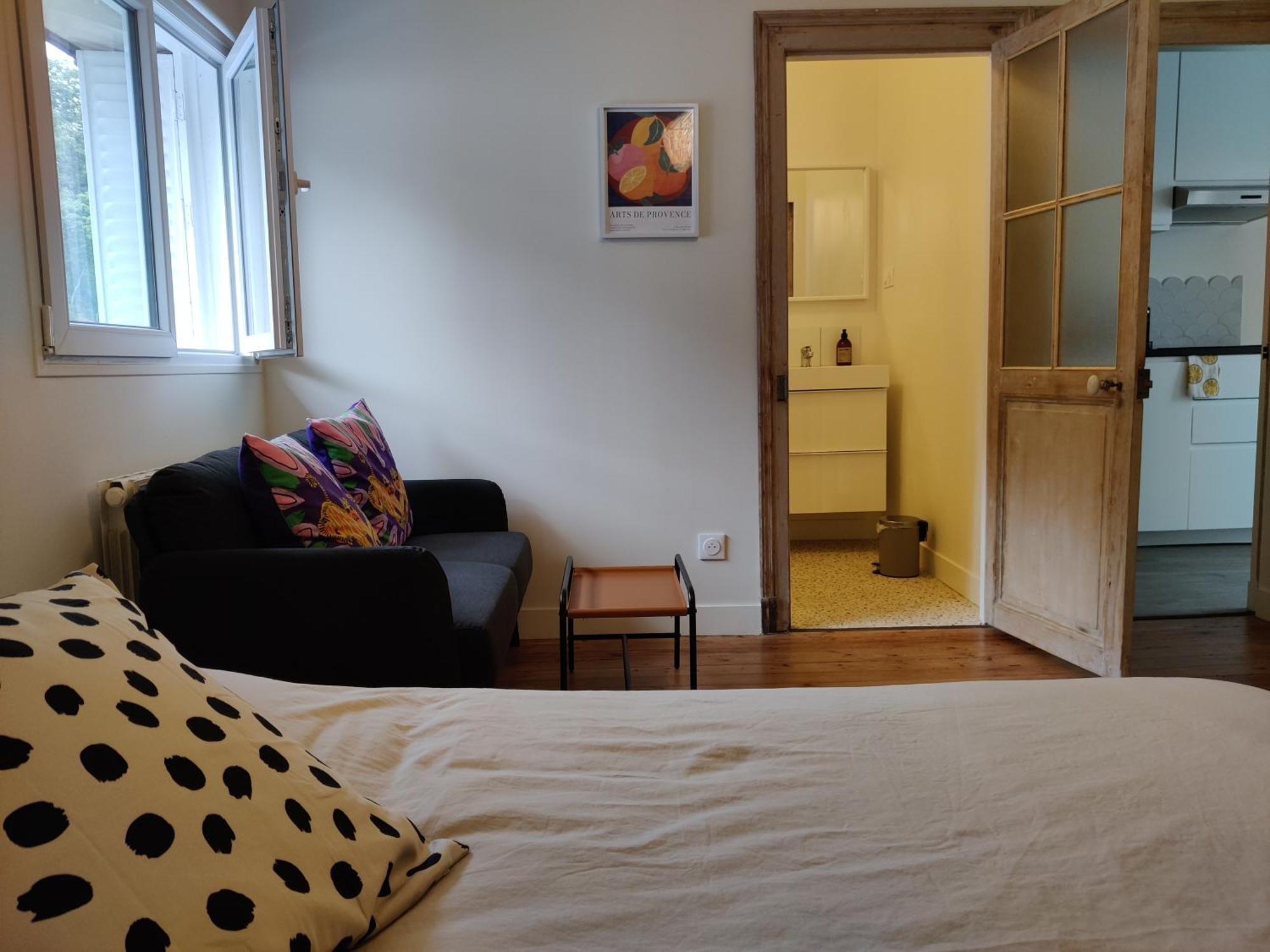 Bel Appart Renove Avec Terrasse Saint-Avertin Exterior foto